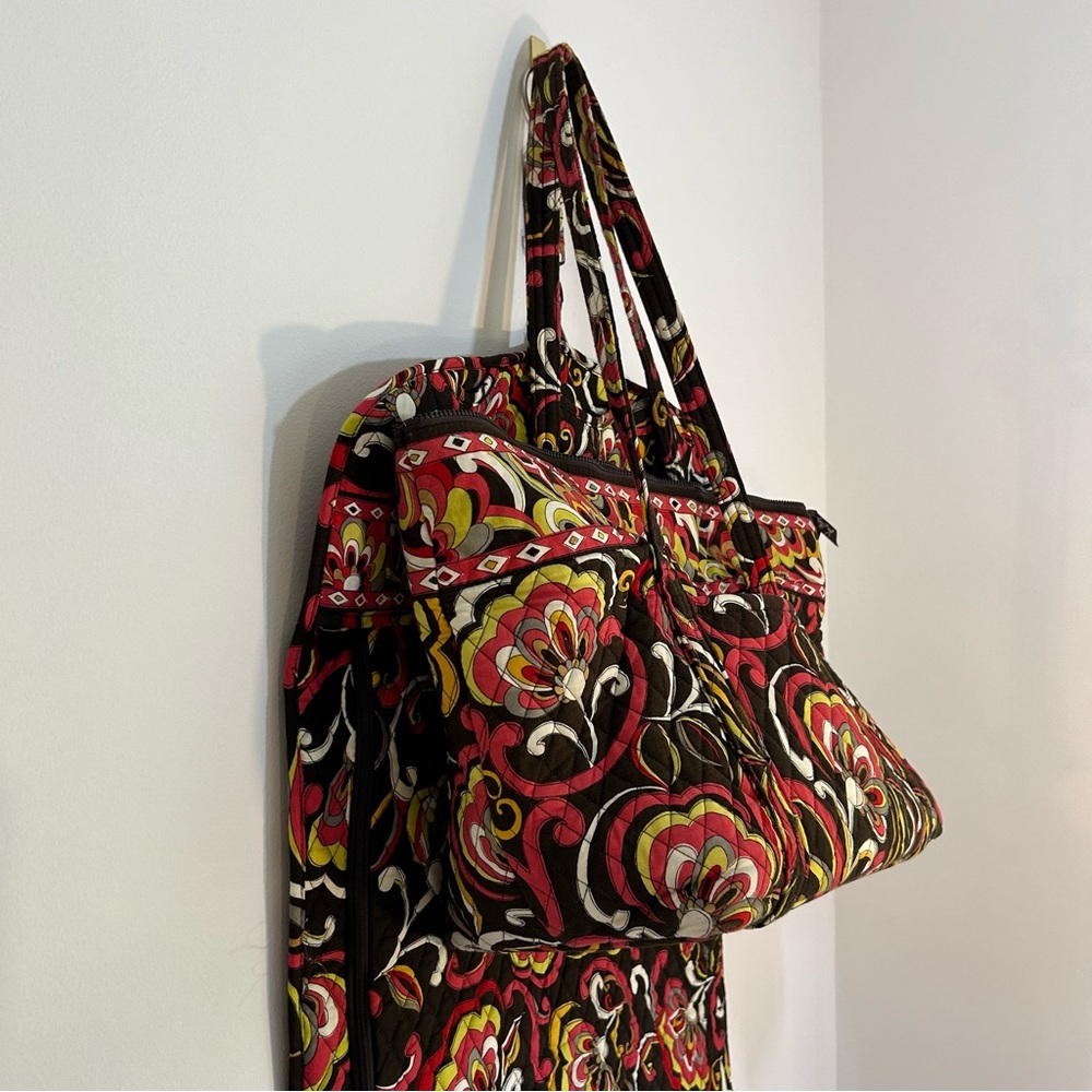 VERA BRADLEY Hanging Garment Bag - PUCCINI - Brown Pink Yellow Floral - Picture 16 of 16